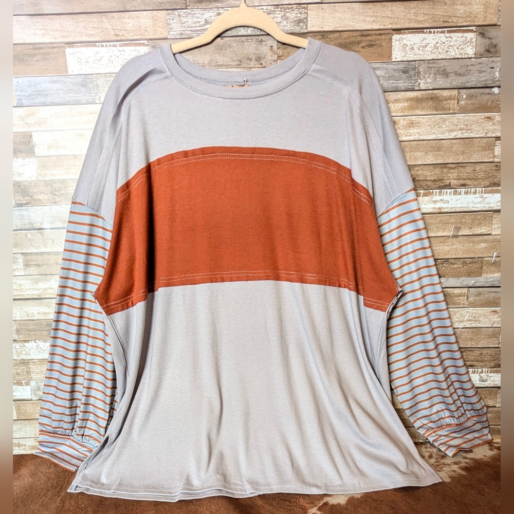 New Oversized Color Block With Striped Sleeves Top